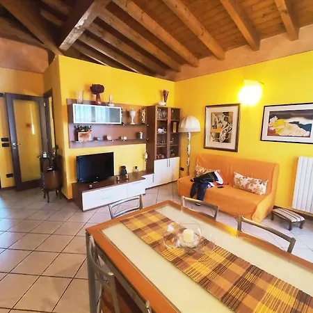 Casa Di Michela A Con Piscina *